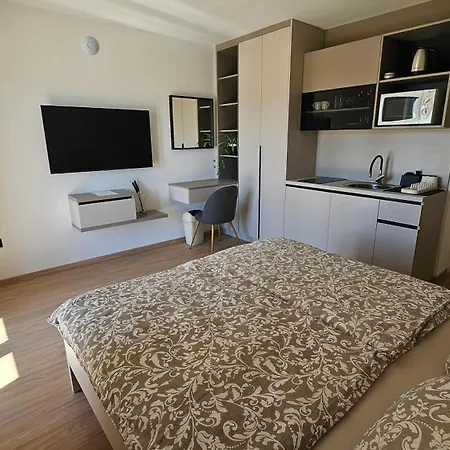 Apartment Richi & App *