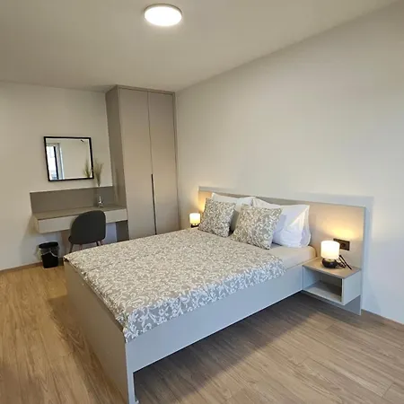 Apartment Richi & App