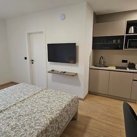 Apartment Richi & App Funtana